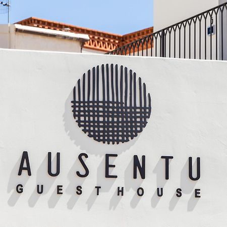 Ausentu Guest House Tortolì Eksteriør billede