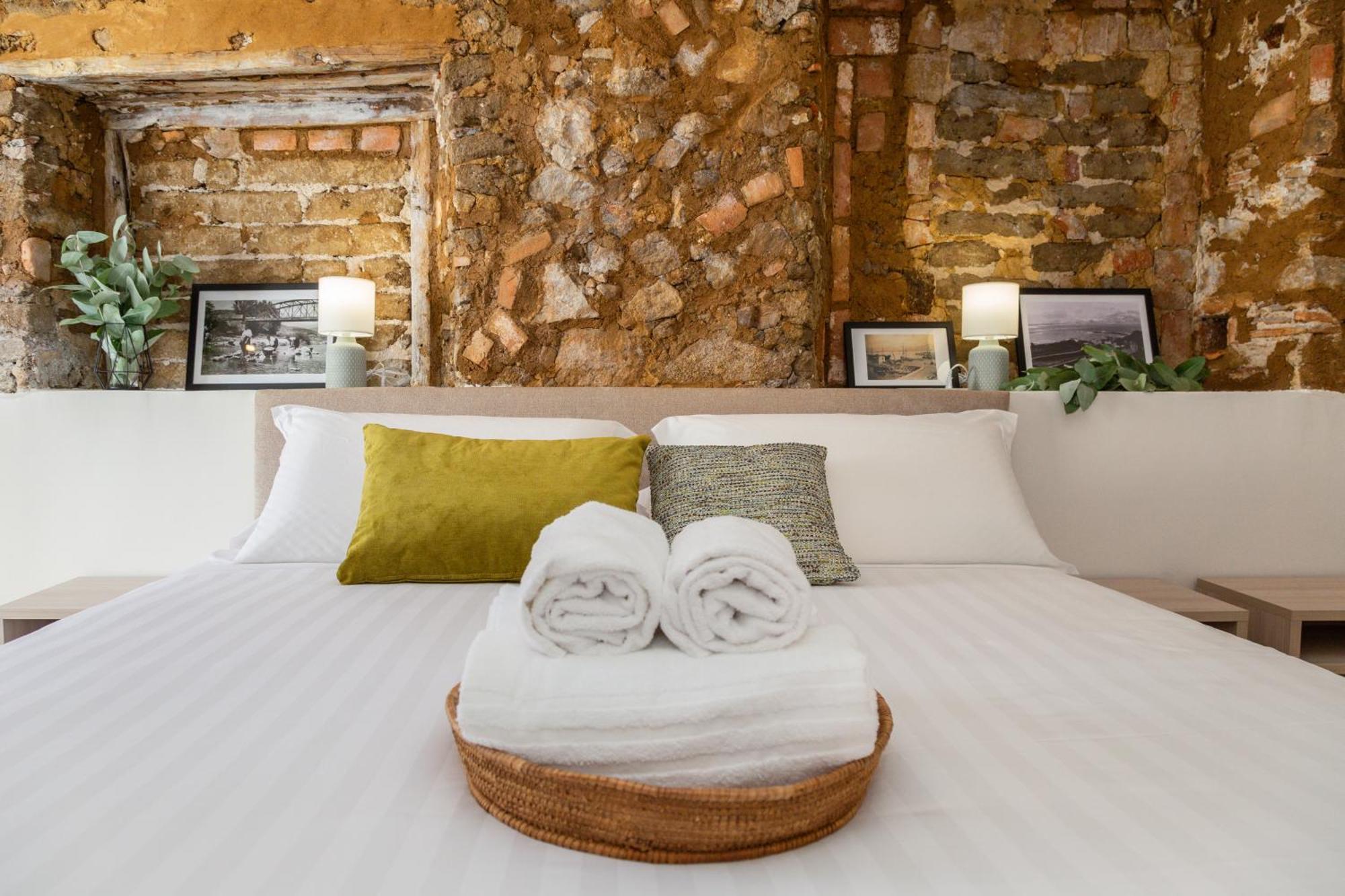 Ausentu Guest House Tortolì Eksteriør billede